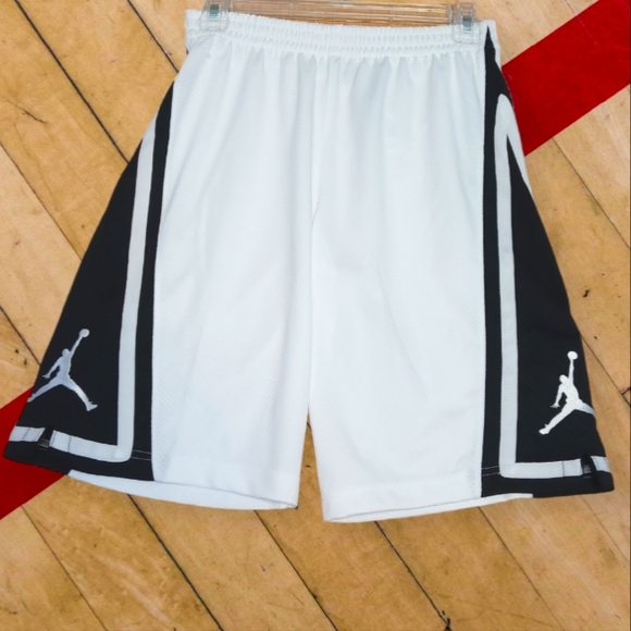 Jordan Other - Jordan Jumpman Boys Large Black White Basketball Shorts